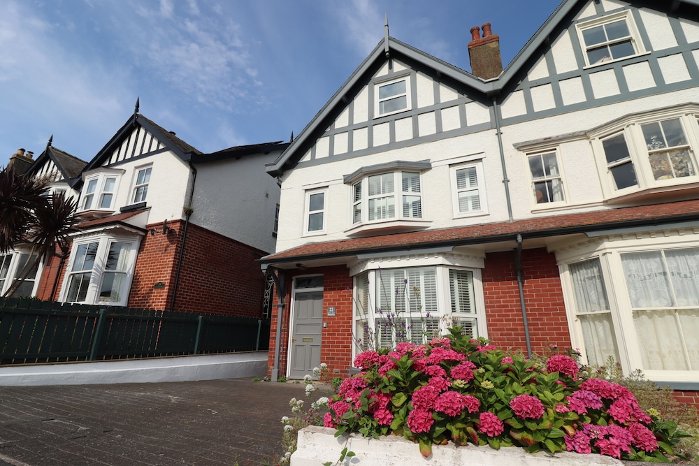 Wagtails - carbon neutral hotel in Whitby