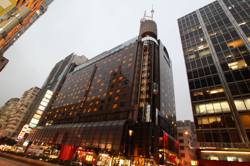 Pruton Prudential - carbon neutral hotel in Hong Kong