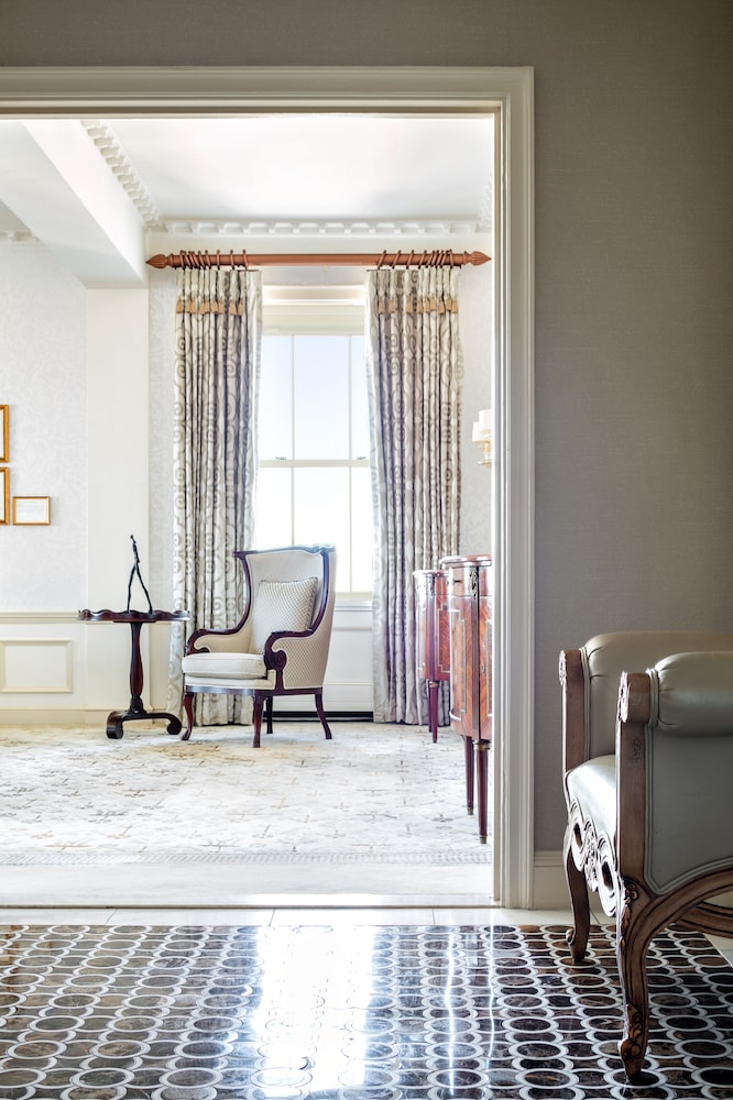 The Pierre A Taj Hotel New York - photo 34