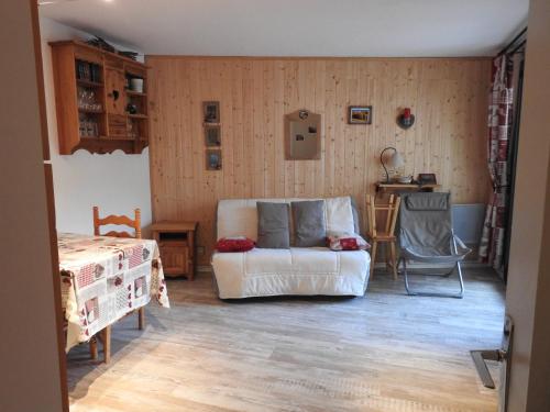Studio Aux Pieds Des Cimes - carbon neutral hotel in Unknown City