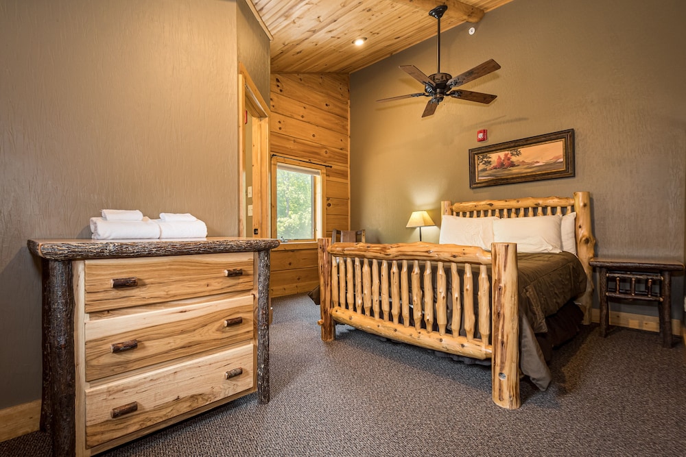 The Lodges at Sunset Village - photo 18