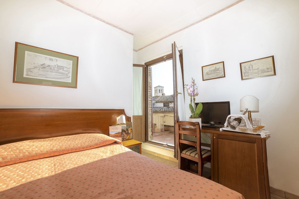 Hotel San Pietro - last minute hotel in Assisi
