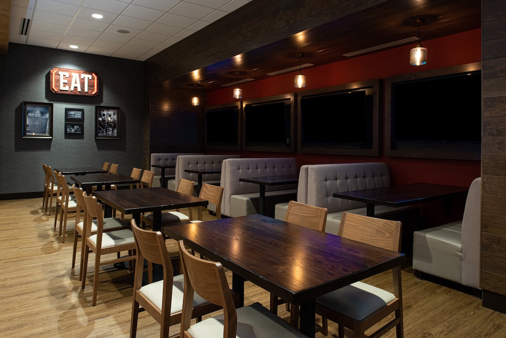 Holiday Inn & Suites Idaho Falls by IHG - photo 49