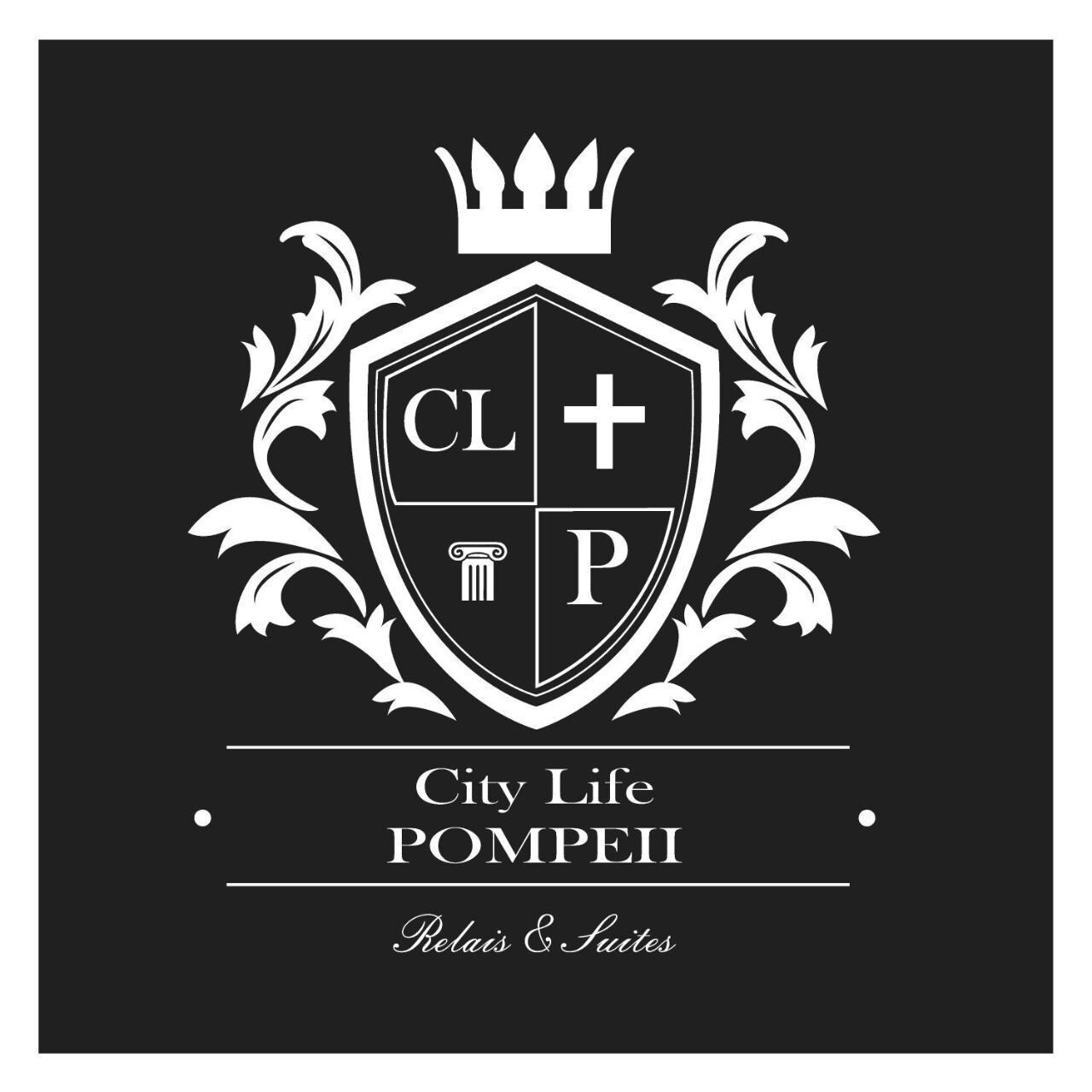 City life Pompeii — 4-Star Luxury Hotel in Pompei, Italy