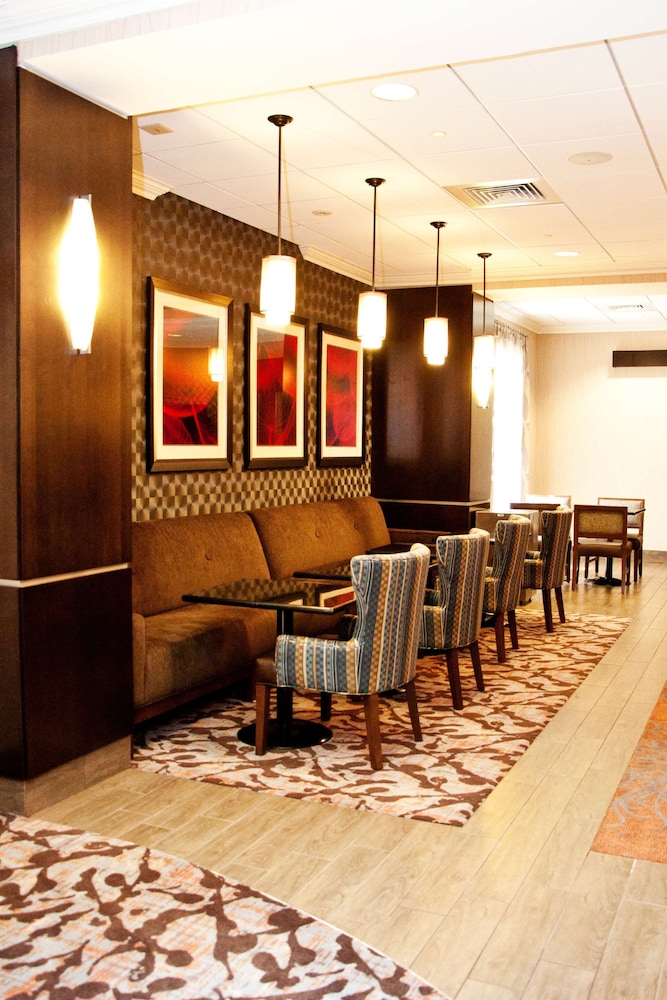 Hampton Inn Doylestown - photo 7