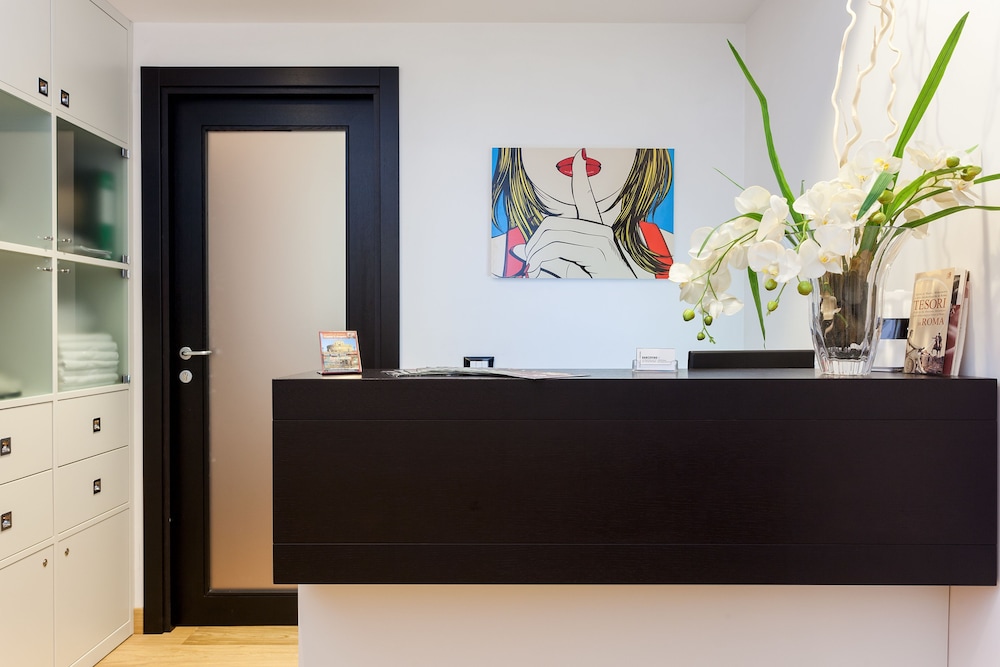 Domus Best — 4-Star Luxury Hotel in Rome, Italy