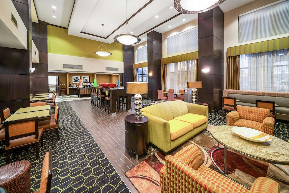 Hampton Inn & Suites Tulsa Catoosa - photo 46