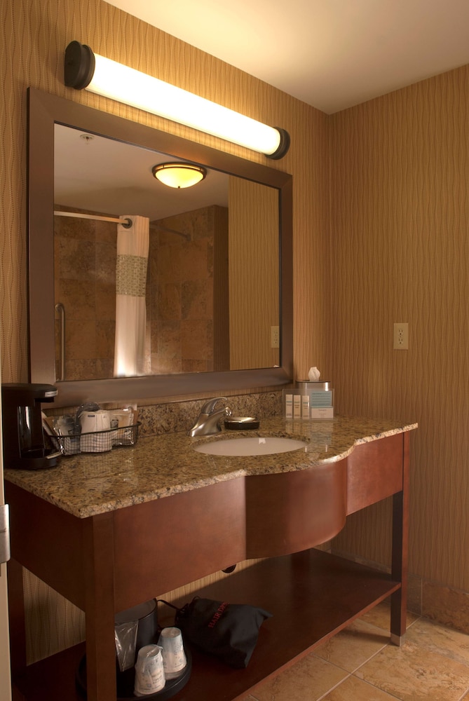 Hampton Inn Tomah - photo 19