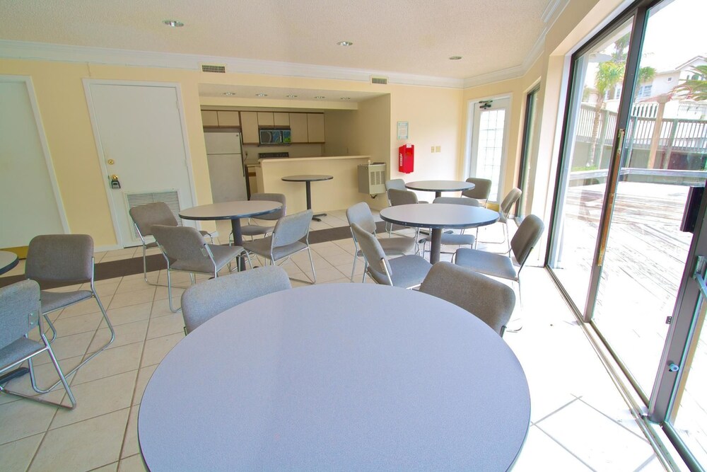 Hibiscus Resort C 2 Bedroom Condo by MCM - photo 18