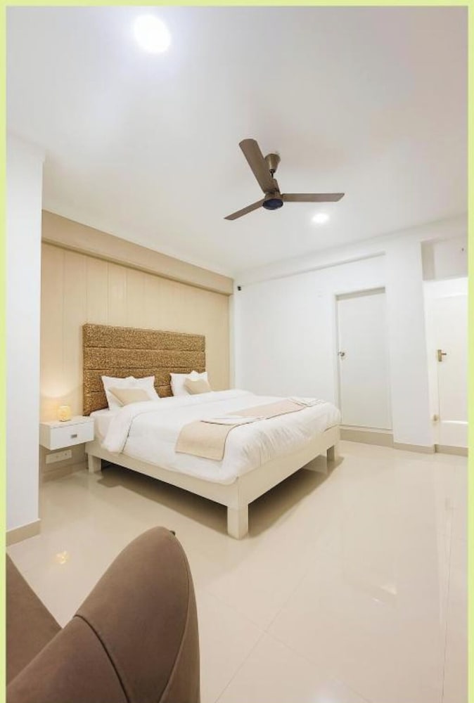 Hotel Hariaksh HomeStay Varanasi