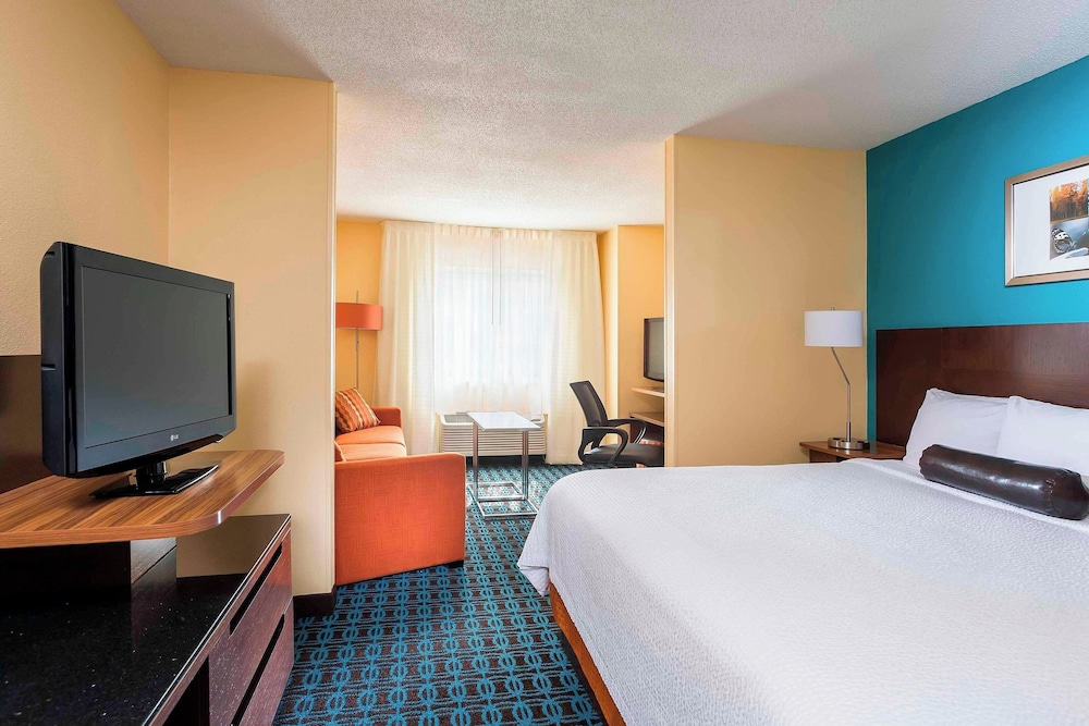 Fairfield Inn & Suites Mansfield Ontario - photo 10