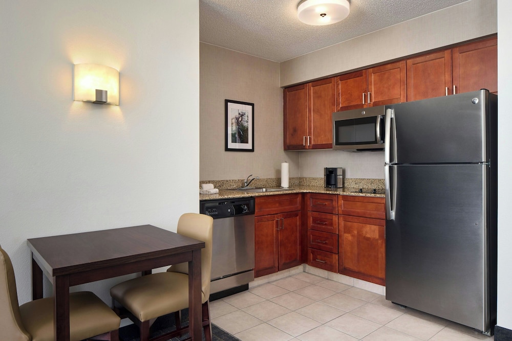 Residence Inn by Marriott Charlotte Uptown - photo 9