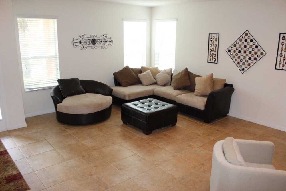 Bella Vida Resort 290 Six Bedroom Villa with Private Pool - photo 18