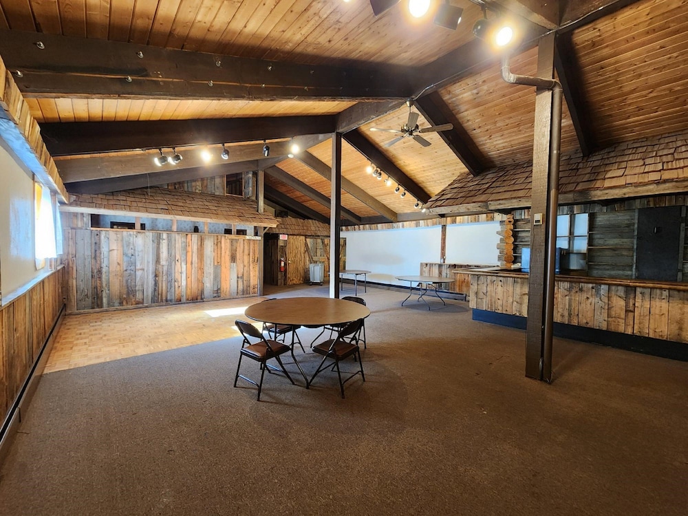 Georgetown Lodge - photo 24