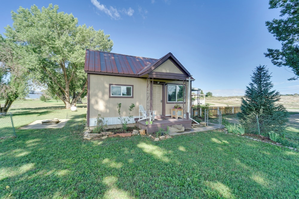 Modern Cortez Mountain Retreat with Yard and View — hotel in Cortez