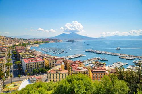 Bed&Breakfast De Lorenzo 22 - last minute hotel in Naples