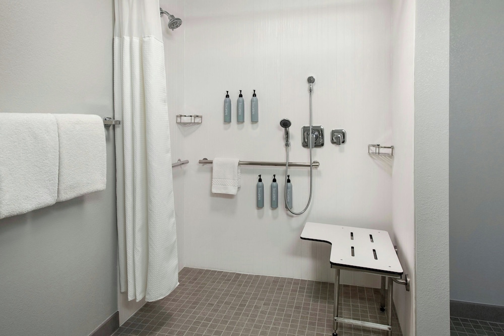 Courtyard by Marriott Minneapolis St. Paul Airport - photo 15