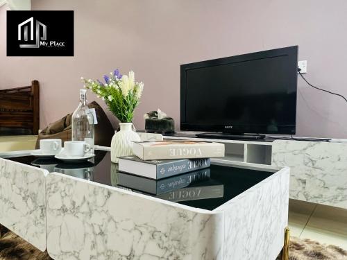 2 Storey 5BR 16pax Semabok Taman Cheng Ho 3 by Myplace in Malacca, Malaysia