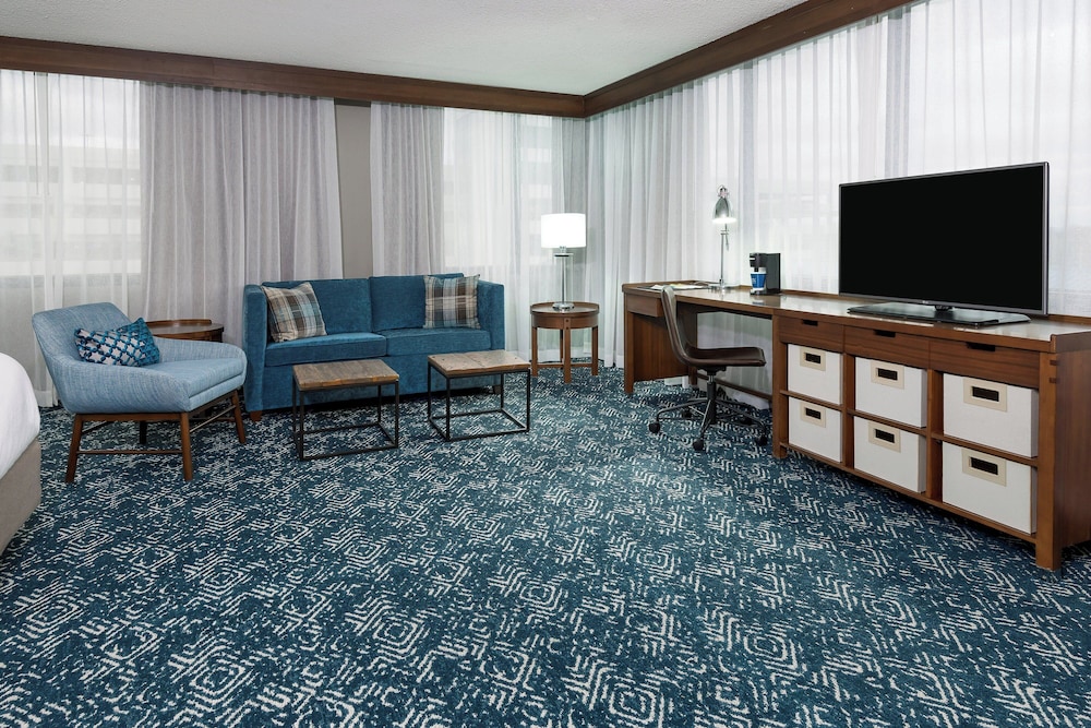 Four Points by Sheraton Huntsville Airport - photo 6