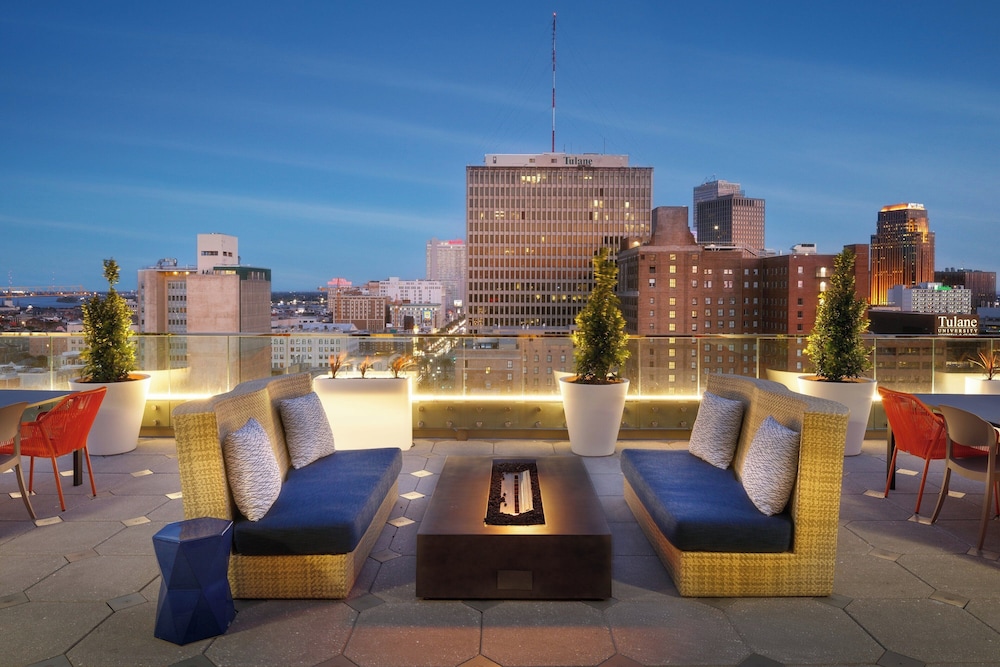 SpringHill Suites by Marriott New Orleans Downtown Canal Street - photo 32