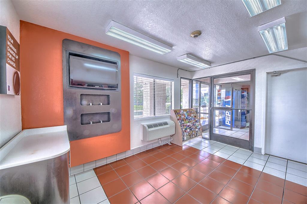 Motel 6 San Antonio TX Fiesta - photo 24