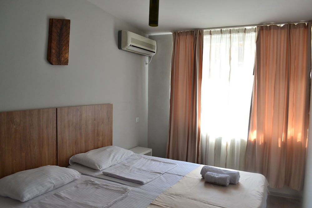 Rustaveli 36 Hotel