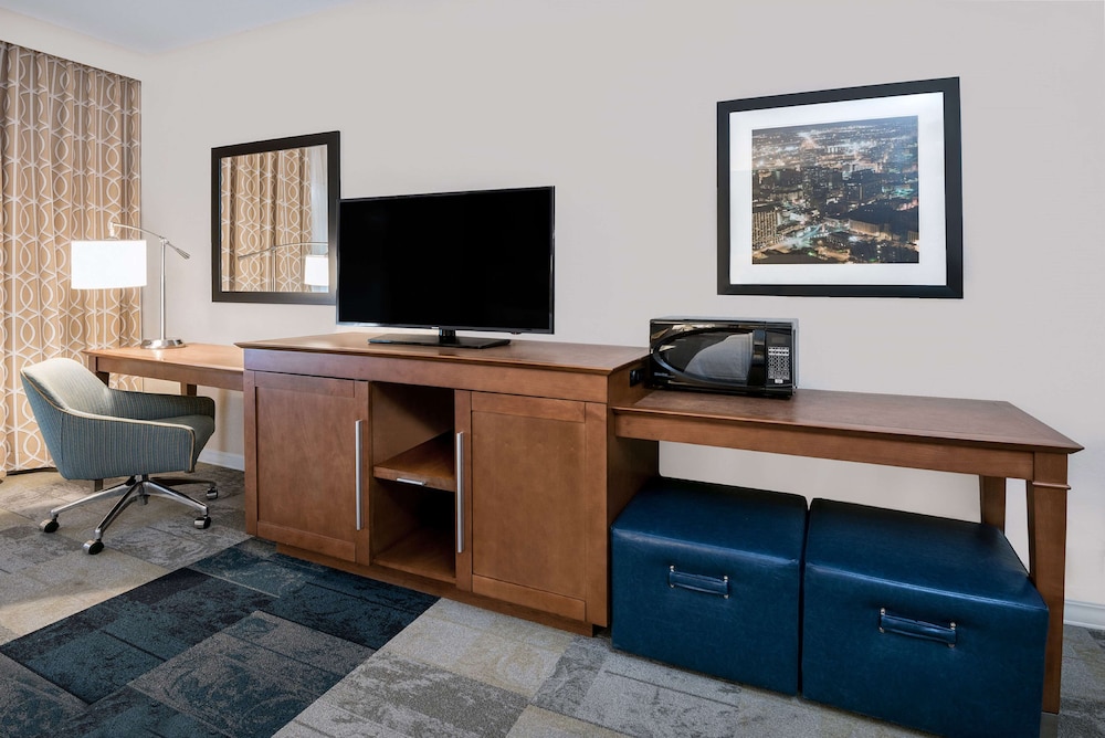 Hampton Inn & Suites San Antonio Brooks City Base - photo 8