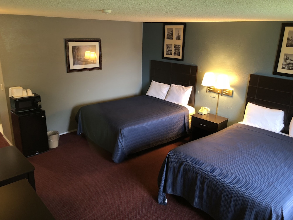 Latham Inn - photo 9