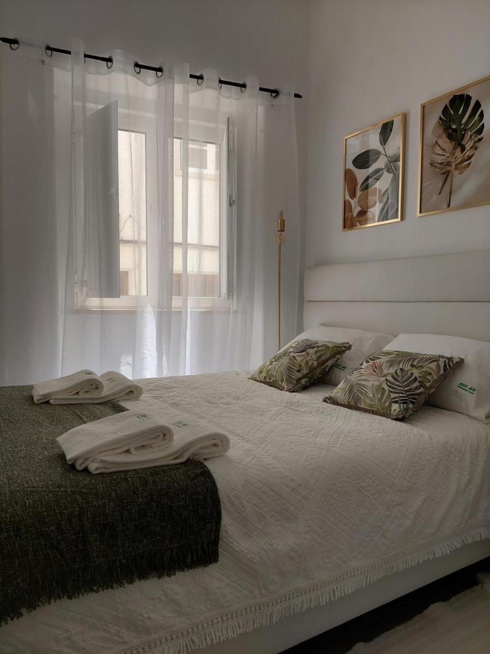 Sea Air Alojamento Local — 4-Star Luxury Hotel in Nazare, Portugal