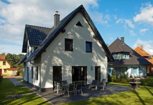Dünenresidenz Glowe Haus Marie — 4-Star Luxury Hotel in Glowe, Germany