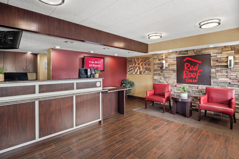 Red Roof Inn Lansing East MSU - photo 4