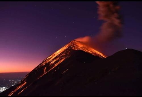 Volcano Tours Fuego y Acatenango in Yepocapa, Guatemala