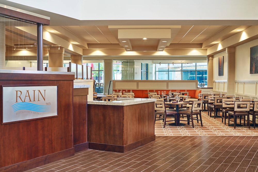 Sheraton Baltimore North Hotel - photo 4