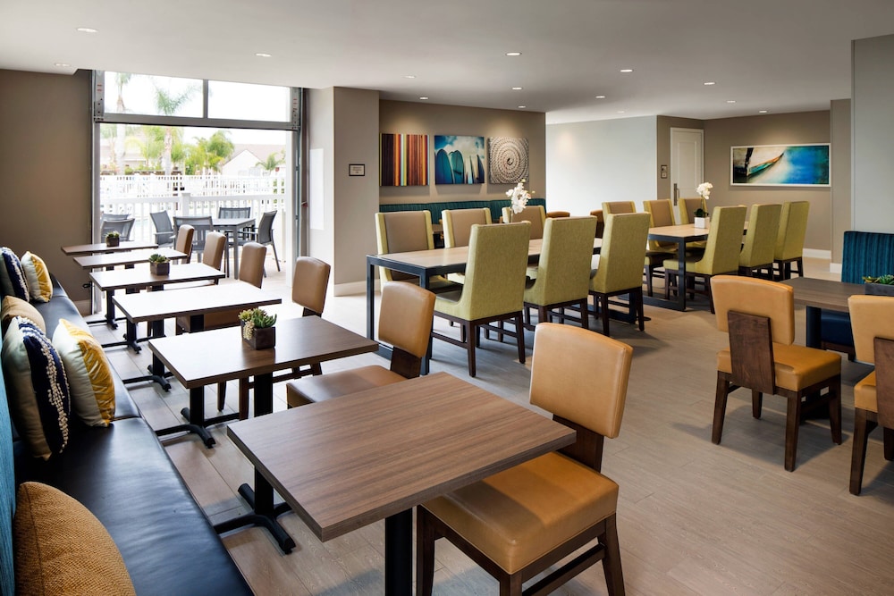 Residence Inn By Marriott Torrance Redondo Beach - photo 3