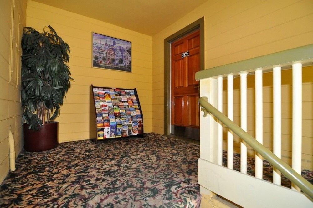 Geary Parkway Motel - photo 36