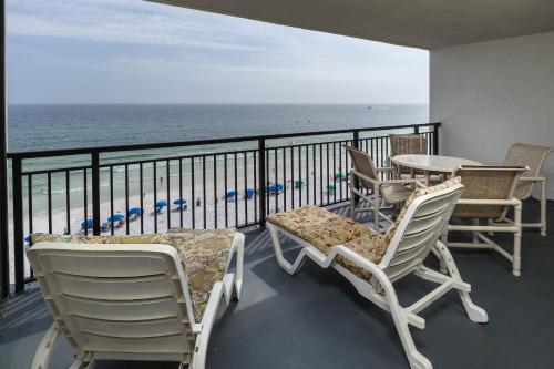Nautilus 1703 Gulf Front Large 2 BR 2 BA Penthouse 7th Floor — 4-Star Luxury Hotel in Fort Walton Beach, United States