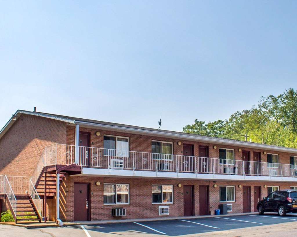 Econo Lodge Drums - photo 6