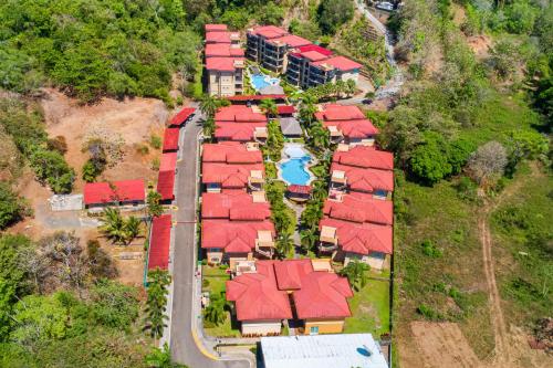 Pacific Sun Estates 1D — 4-Star Luxury Hotel in Puntarenas, Costa Rica