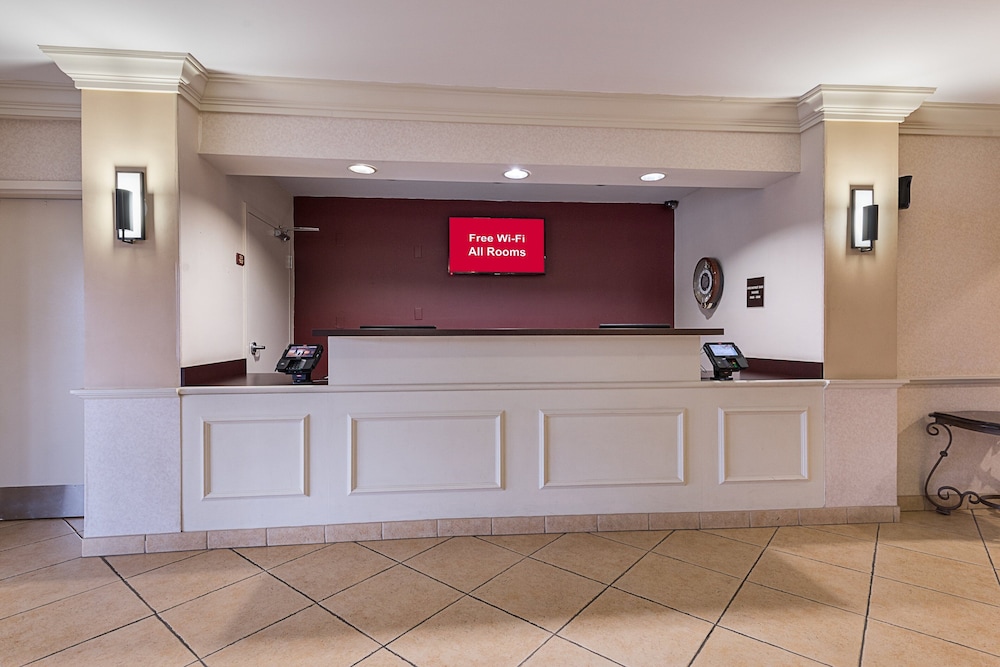 Red Roof Inn Etowah Athens TN - photo 2