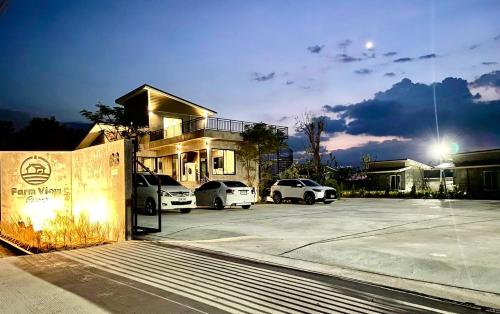 Farm View Resort Uthai Thani — Uthai Thani
