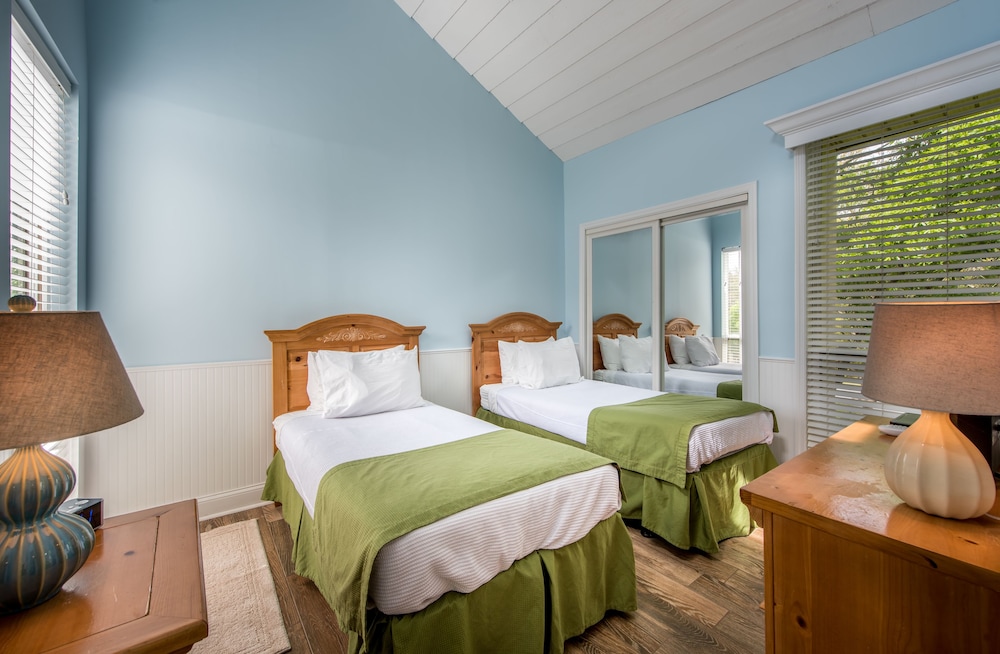 Villas By the Sea Resort & Conference Center - photo 7