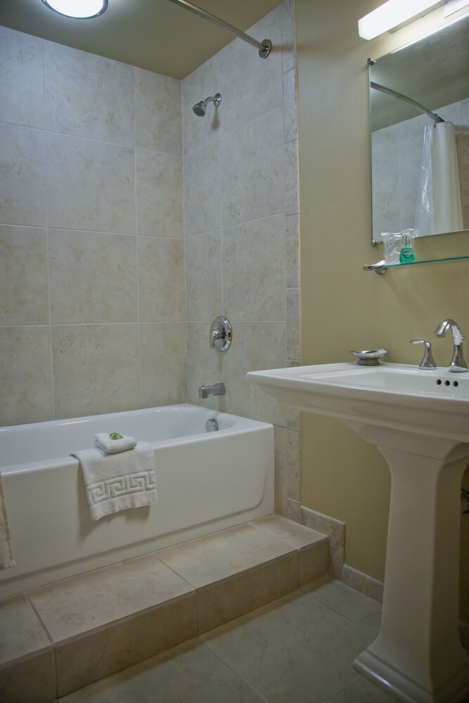 V Boutique Hotel - photo 17
