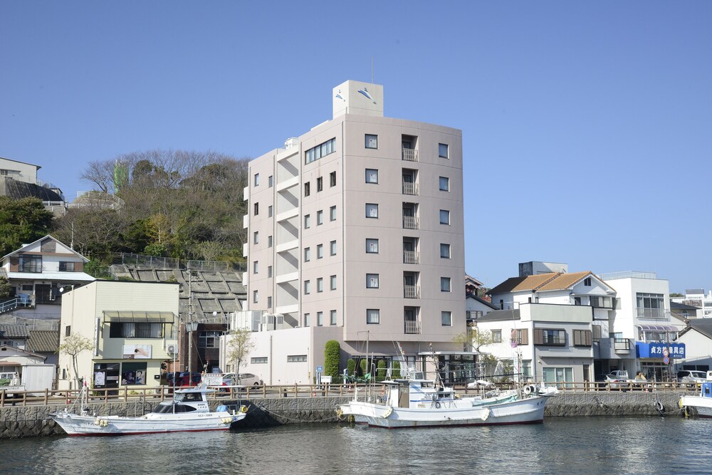Iki Marina Hotel — Iki