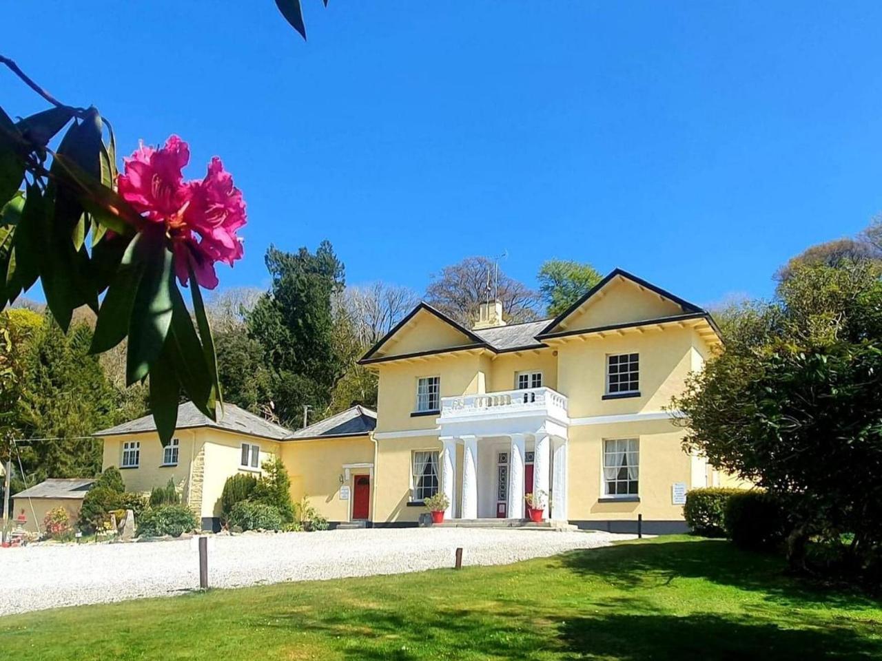 Rosecraddoc Manor Lakeview in Liskeard, United Kingdom