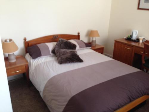 Victoria hotel — hotel in Holywell