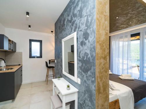 Apartments Villa Arcadia Studio Apartment with Hot Tub