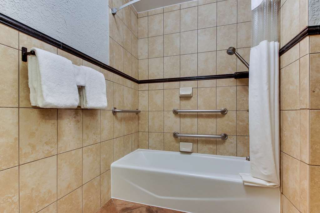 Drury Inn & Suites Phoenix Happy Valley - photo 46