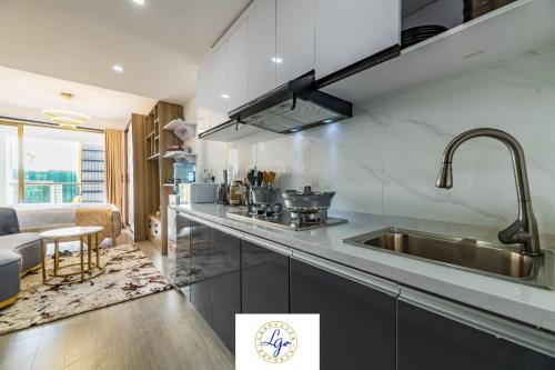 Classy Studio Apartment In Kilimani With Fully Equipped Gym And Balcony Which Breathtaking City Views