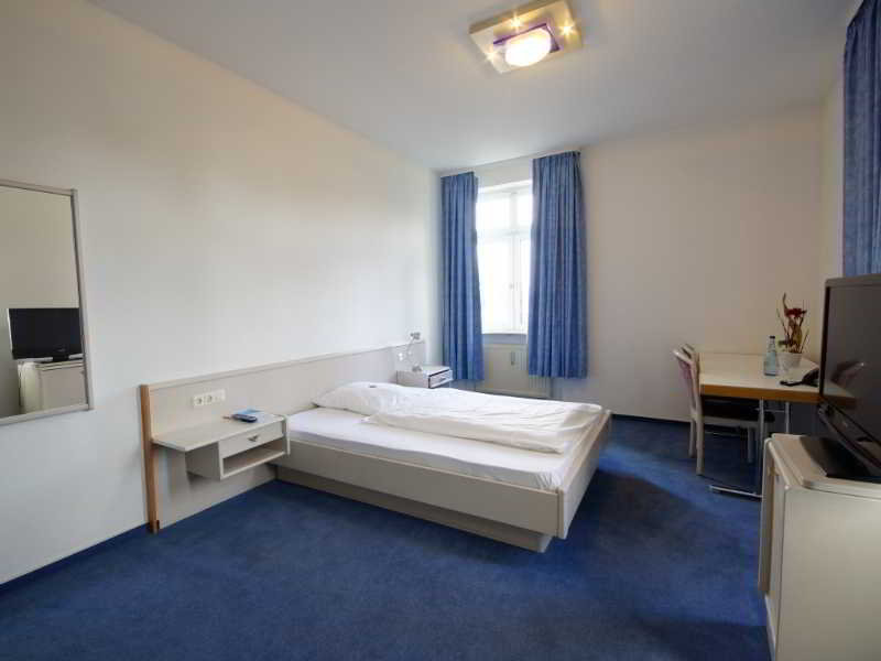 Hotel Neuwirtshaus in Stuttgart, Germany