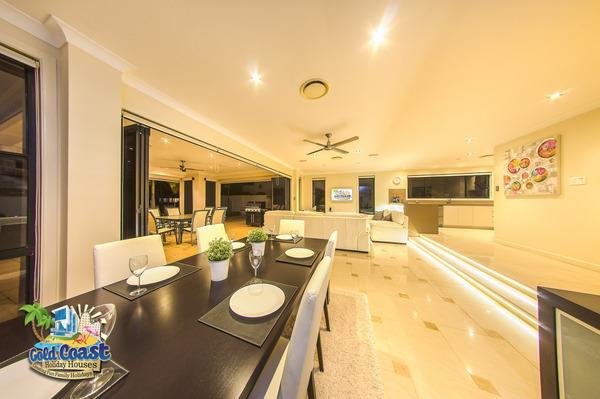 Schotia Island - carbon neutral hotel in Hope Island